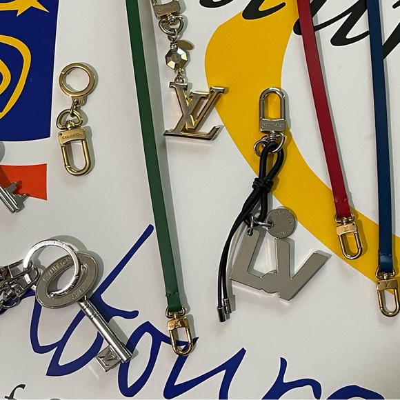Louis Vuitton Key Chain’s - Picture 2 of 13